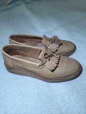 Leather Kiltie Tassel Loafers in Tan for Women